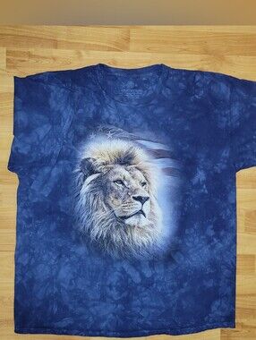 The Mountain Navy Blue Tie-Dye Lion USA Flag Graphic Tee, 2XL